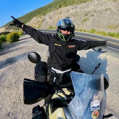 De Canadá a Argentina en Moto: La Aventura de un Colombo-Canadiense
