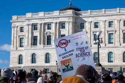 How the US came close to losing half its science funding