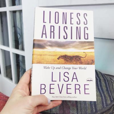 Lioness arising ( Lisa Bevere ) Lioness arising ( Lisa Bevere )