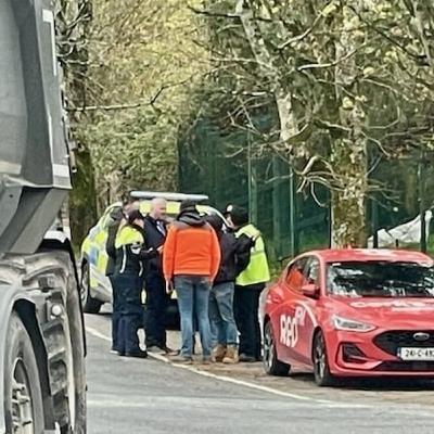 Gardaí having 'animated' private meeting with protesters at Whitegate Oil Refinery Gardaí having 'animated' private meeting with protesters at Whitegate Oil Refinery
