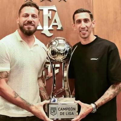 Di María se recibe de secanuca