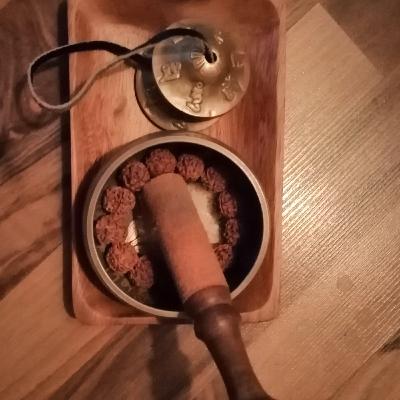 Meditación corta y guiada por tu respiración; que traerá calma y paz a tu mente