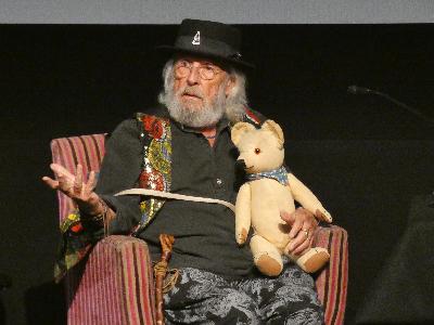 Tim's Take On: Episode 826(Terry Molloy at Whooverville 16) Tim's Take On: Episode 826(Terry Molloy at Whooverville 16)