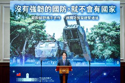 共軍環台軍演　總統府：國軍全面掌握、做好準備確保國安無虞  國防部：「12浬領海」被劃入演訓區 航班商船受影響