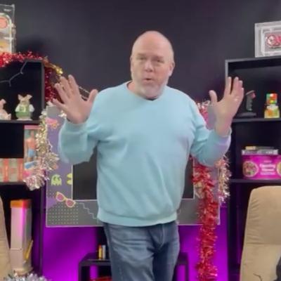 Episode 15 - Tidy up the Xmas decs with James Episode 15 - Tidy up the Xmas decs with James