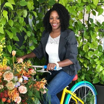 Crowdsourcing Product Ideas that 'Hack Menopause' with Sheila Collins