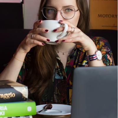 21. Czy sztuka "wysoka" jest dla każdego? – Rozmowa z Olą Doligalską.