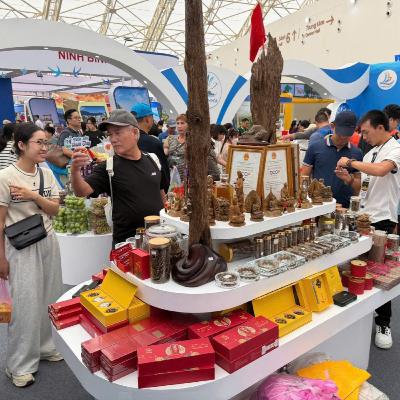 Câu chuyện thời sự - Cơ hội vươn tầm nông sản Việt – nhìn từ Hội chợ mùa Thu 2025
