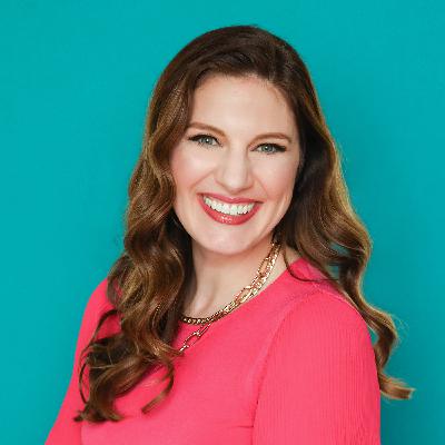 Through Her Lens: How Liz Hansen Empowers Women to Own Their Beauty and Confidence