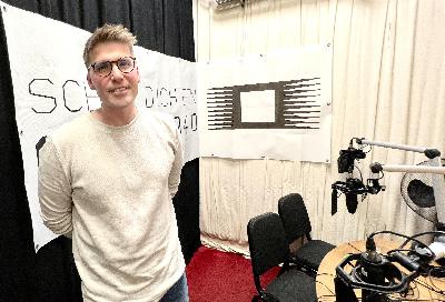 Buchgespräch mit Autor Luis Paulitsch über den Begriffswandel „Alternative Medien“