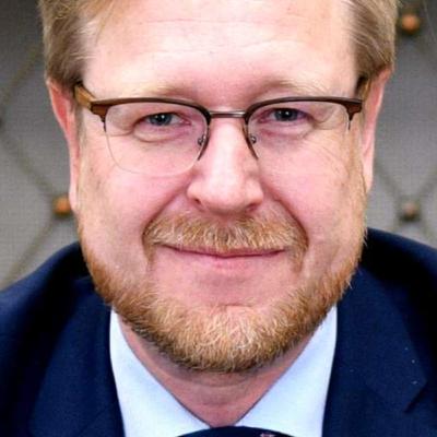 Léky musí za pacientem, ne za lékárnou, říká náměstek ministra zdravotnictví Jakub Dvořáček