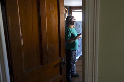 Vermont shelter providers hurry to add beds before the snow falls