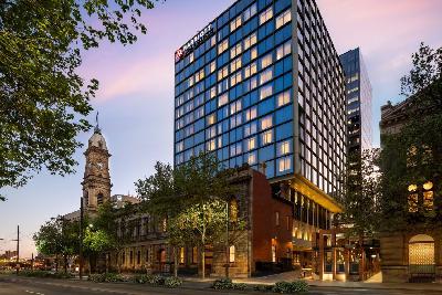 Charles Todd celebrated at Adelaide’s Marriott Hotel Charles Todd celebrated at Adelaide’s Marriott Hotel