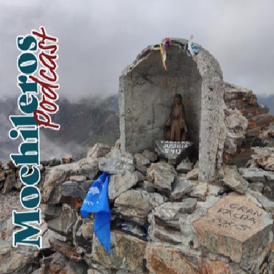 128.- Mochileros en la Gran Facha (a 3005m desde La Sarra).