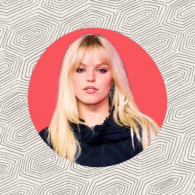 Reneé Rapp on Blurring the Line Between Bestie and Lover
