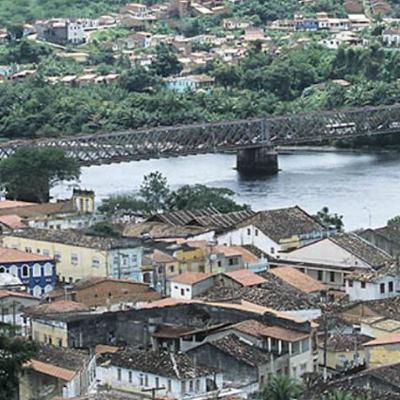 Roteiro de memória e resistência