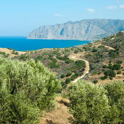 Griechenland: gefährdete Tempel in Athen, Honig aus Kreta, Strand aufräumen auf Kos