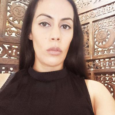 Chronicling Architecture, Art & Social Justice with Street Archivist Doña Junta from swapmeet_chronicles to the Beyond The Facade Podcast