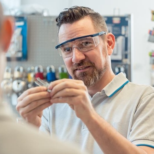 Get Professional Locksmith Services In Grayson At Smart Locksmith