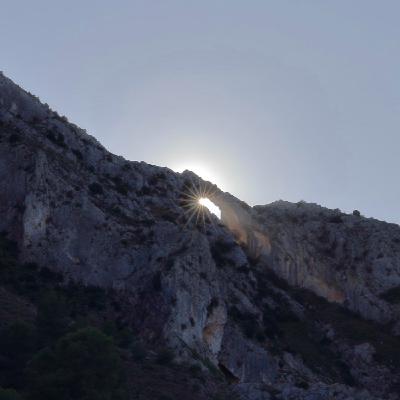 Arco de Santa Llúcia: Deseo de fertilidad y luces populares
