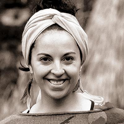 Lorena Pérez en el Ciclo de Charlas Virtuales Por Zorro Colorado Editorial