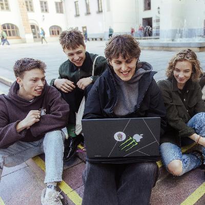 Luisterverhaal: Hoe jonge Litouwers de gelukkigste ter wereld werden Luisterverhaal: Hoe jonge Litouwers de gelukkigste ter wereld werden