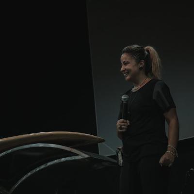 O corpo pode estar em Patmos, mas o Espírito está em Cristo - Pra Eli Figueiredo