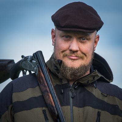 Metsästys somessa ja verkkokaupan pystyttäminen - Toni Yrjänne
