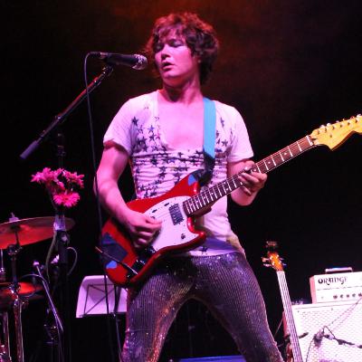 Schitzophrenic Straddler: Chad Raines