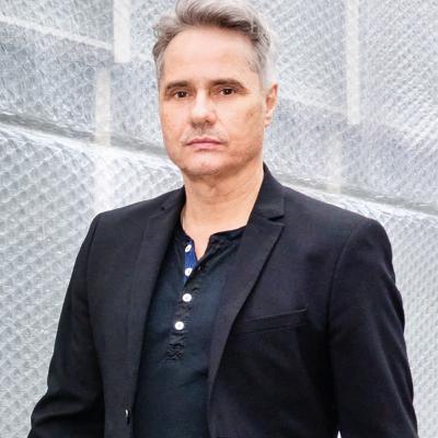 SPIELZEIT MIT SCHAUSPIELER GUIDO LAMBRECHT ZU „DAS BESTE ALLER MÖGLICHEN LEBEN“