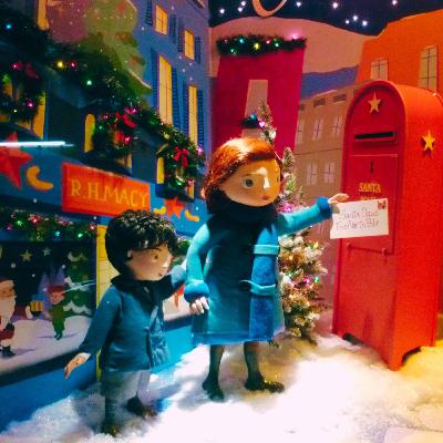 9 Door-Busting Facts About Holiday Shopping 9 Door-Busting Facts About Holiday Shopping