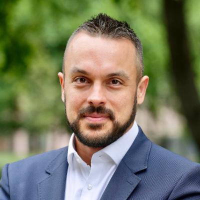 „Pici kis határmezsgyéken kell mozogni biztonsági szempontból” – mondja Horváth Tamás, Brightdea „Pici kis határmezsgyéken kell mozogni biztonsági szempontból” – mondja Horváth Tamás, Brightdea