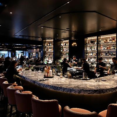 The Bartender’s Battlefield: How Bar Design Wins or Loses You Money