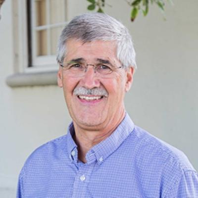 The Art of Peacebuilding: Haiku, Accompaniment, and Courageous Love - John Paul Lederach