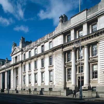 Government meets to discuss fuel costs