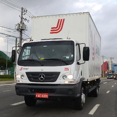 Testamos o Accelo com câmbio automatizado