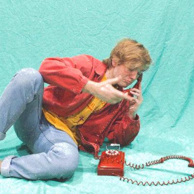 Yes, you CALL me TONIGHT // коротко про DAYGLOW Yes, you CALL me TONIGHT // коротко про DAYGLOW