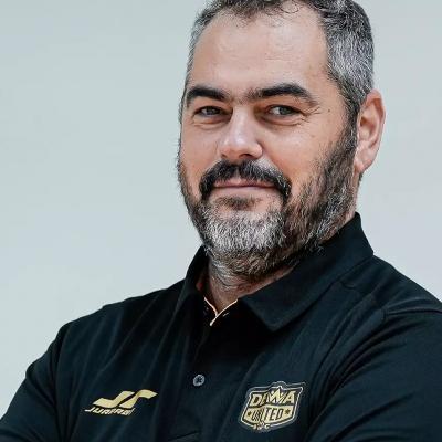 Entrevista con Agustí Julbe, entrenador del Dewa United de Indonesia