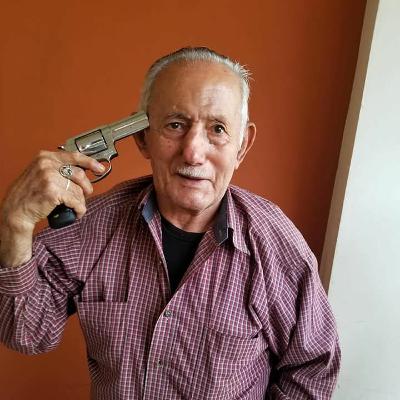 "Le voy a sampar un plomazo" "Le voy a sampar un plomazo"