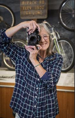 Chewing The Fat with Wende Cragg Chewing The Fat with Wende Cragg