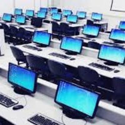 A importância dos laboratórios e solares e o papel do técnico em multimeios didáticos.