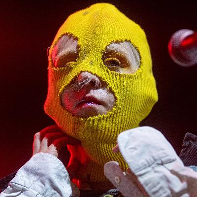 Anti-Putin rap, Sarajevo snipers and captive penguins Anti-Putin rap, Sarajevo snipers and captive penguins