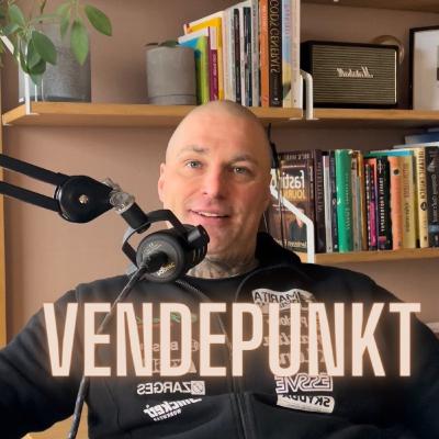 Knelte ned i bønn på fengselscella Knelte ned i bønn på fengselscella