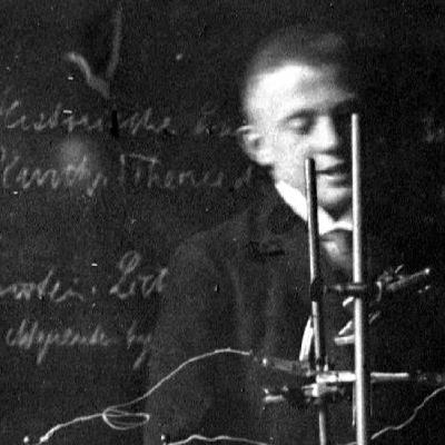 Aparici en Órbita s07e46: Werner Heisenberg en el centenario de la mecánica cuántica