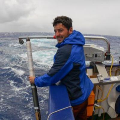 Gastón Manta- Anécdotas de un oceanógrafo físico!