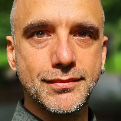 From Uta Hagen to Higher Education: Challenging privilege and exclusion in acting and academia with Onur Orkut From Uta Hagen to Higher Education: Challenging privilege and exclusion in acting and academia with Onur Orkut