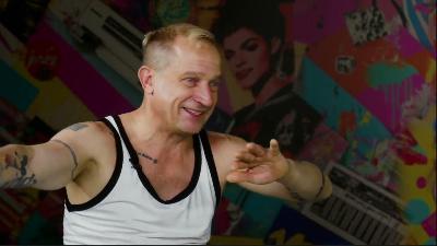 KOCIÁN z Luneticu: Peníze v háji, tajemství s Pergnerkou a holky, co mu skákaly do postele
