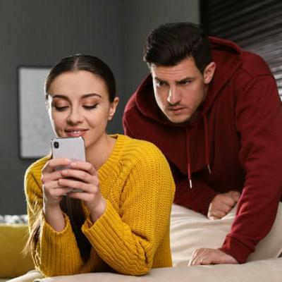 15 Signs She Is Cheating On You