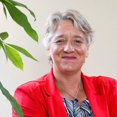 Het levensverhaal van Jeanet Bathoorn op het InspiratiePodium in Clubhouse #16