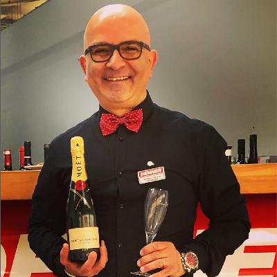 Weinpaletten im Porsche